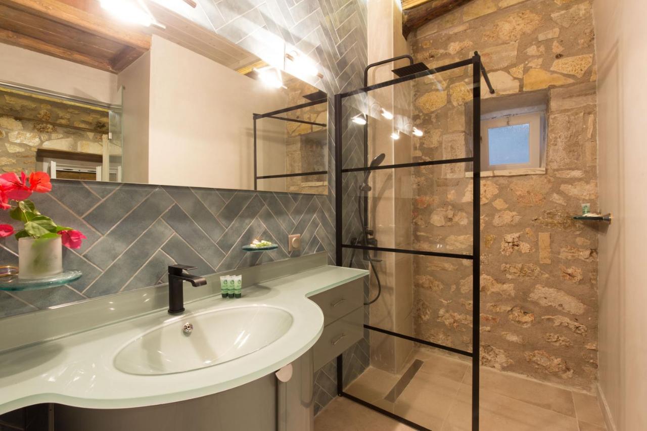 Stone Suites At Lefkada'S Old Port Экстерьер фото